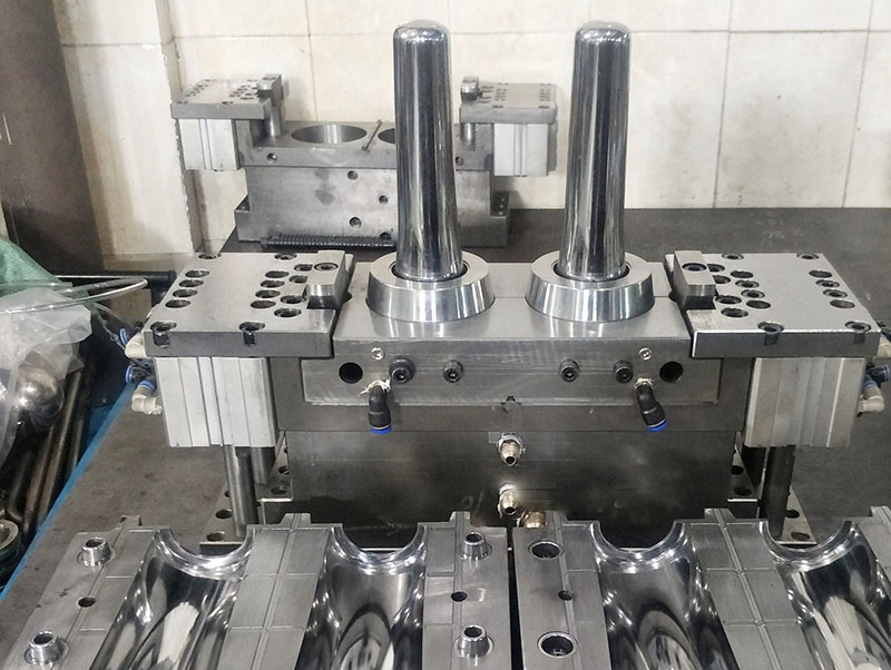 玛曲模具制造-05